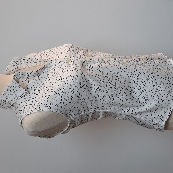 Banana Republic button down blouse - Picture 2 of 5